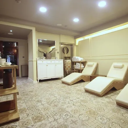 Paradiso & Κωνσταντινούπολη